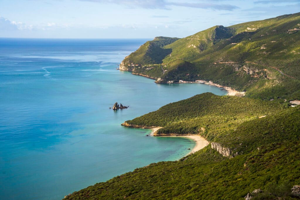 Meira Pro Center guided tour hidden beach best beaches Sesimbra Cabo Espichel
