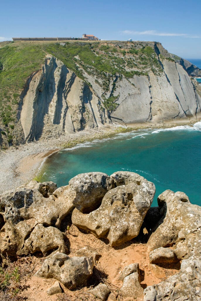 best beaches Sesimbra coastline geography Cabo Espichel Arrábida overview